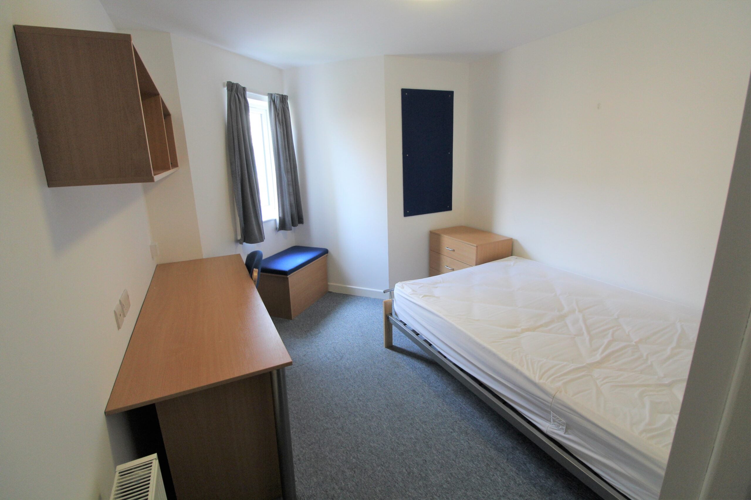 Room North Street in Peterborough