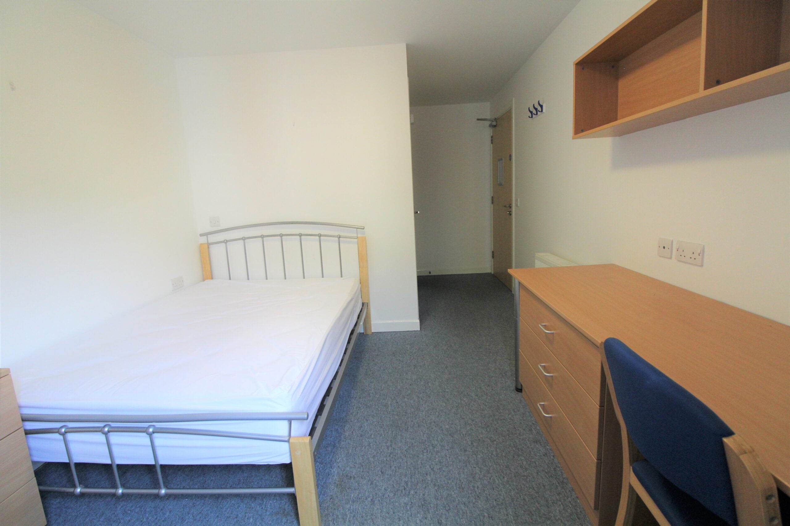 Room North Street in Peterborough