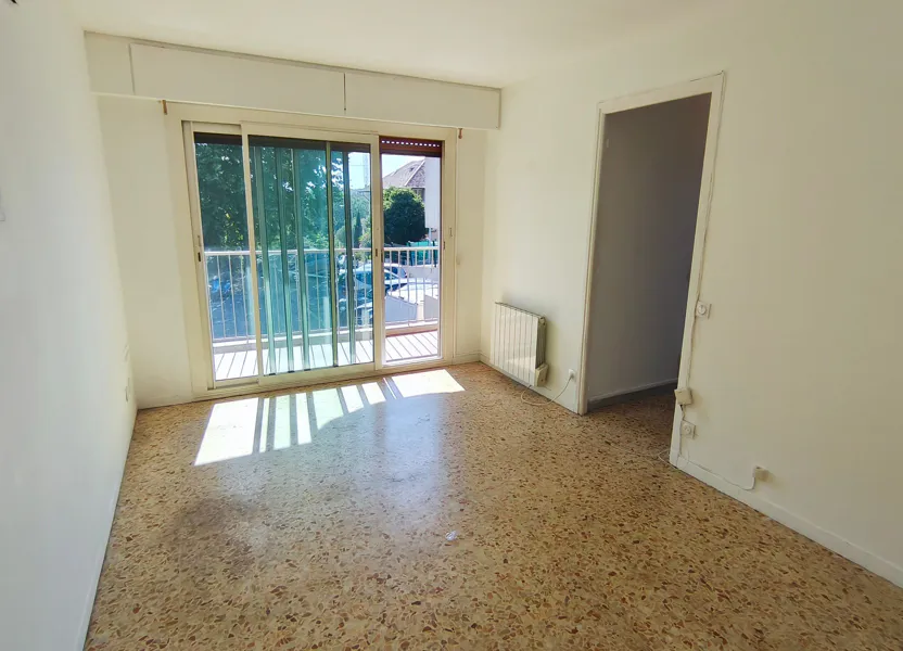 Chambre Avenue des Chênes à Cagnes-sur-Mer