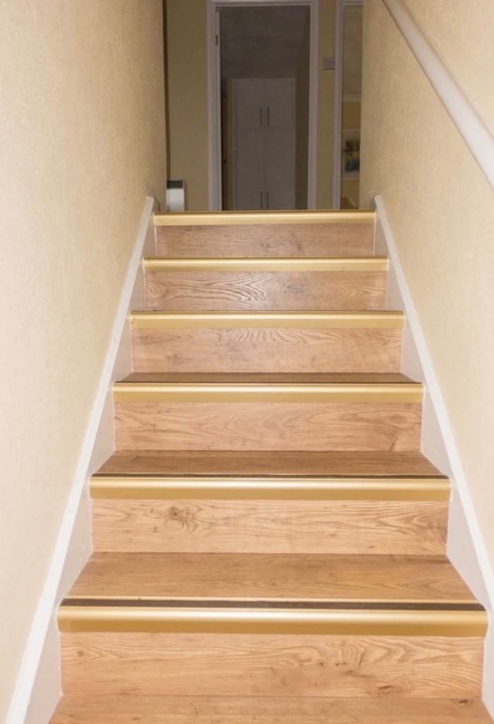 Flat Rothesay Road in Guide