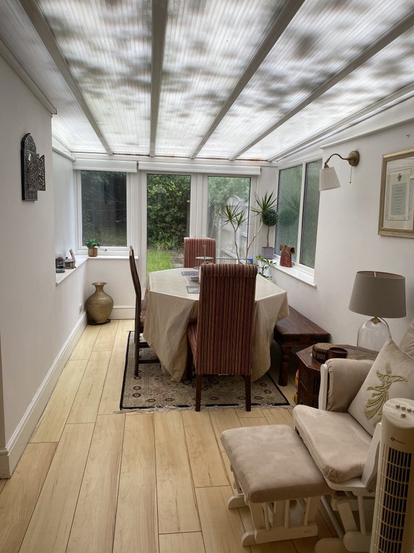 Room Warwick Avenue in Nottingham