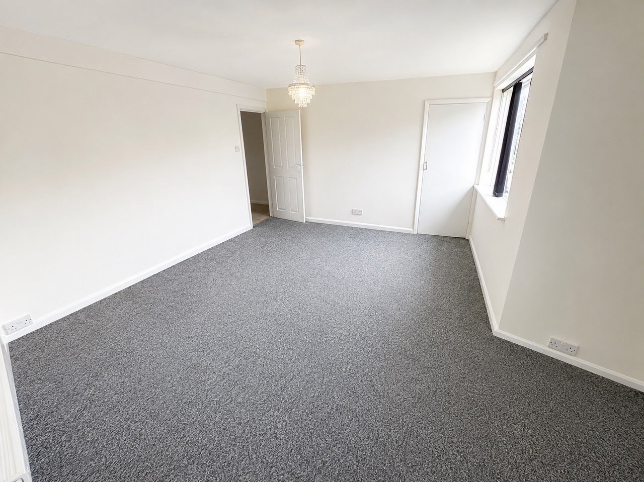 Flat Langham Court in Greater London