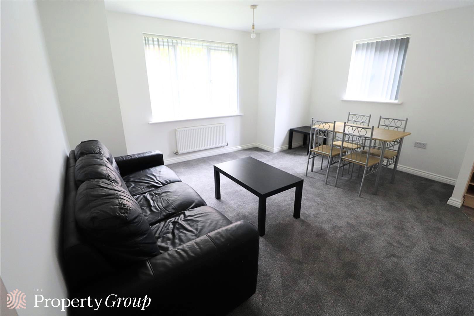 Flat Signet Square in Coventry
