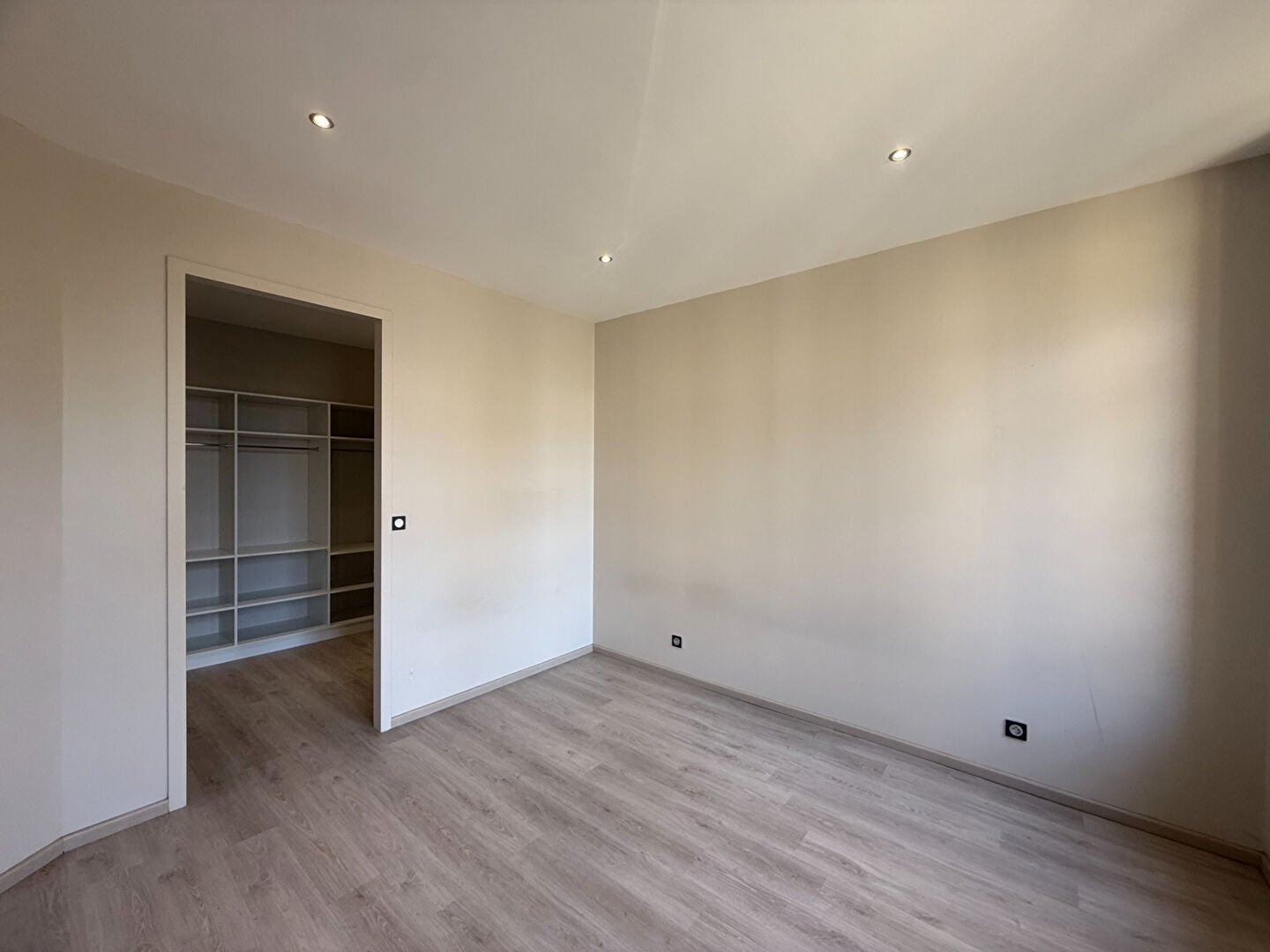 Flat Rue de Condé in Charleville-Mézières