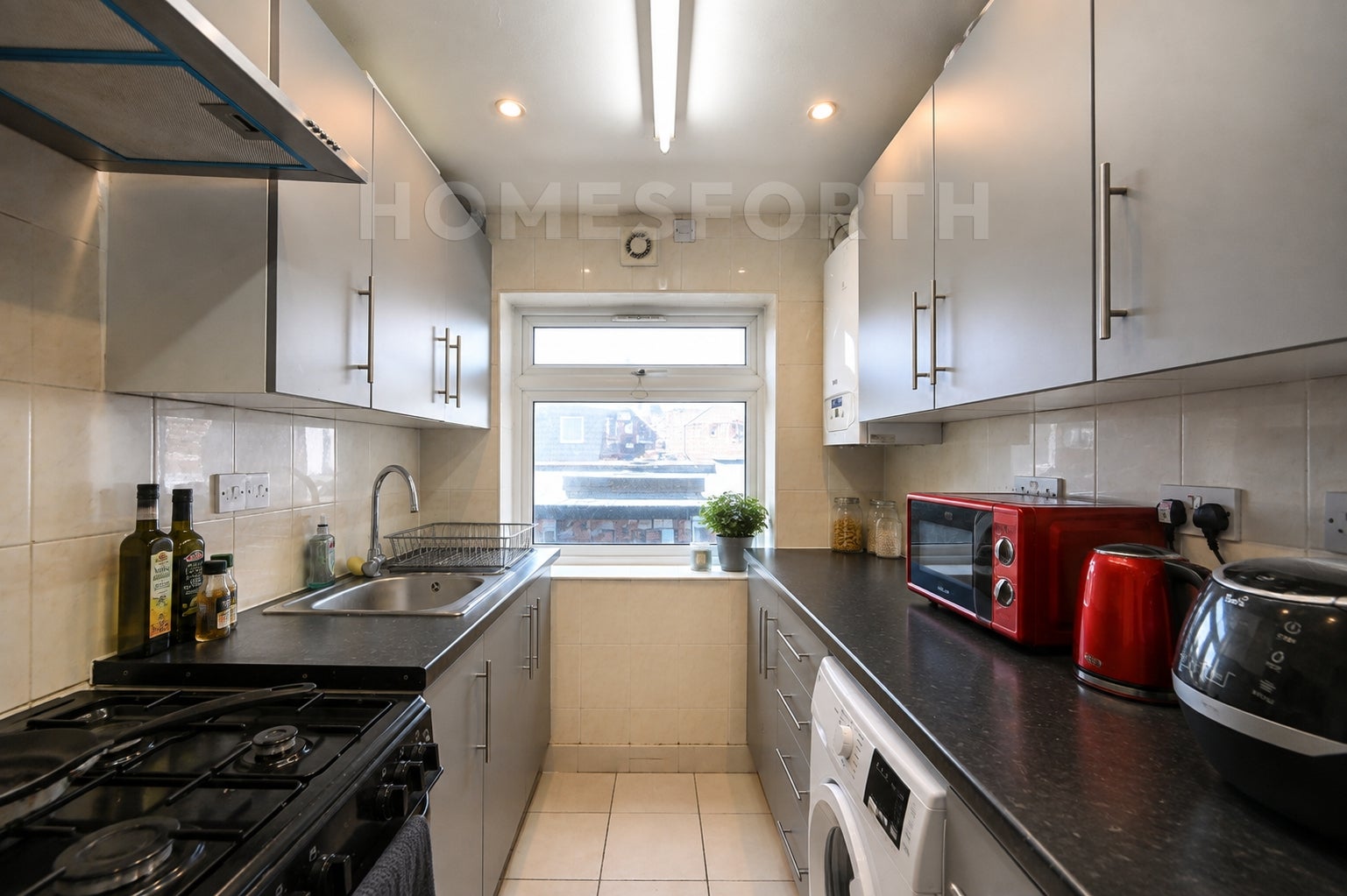 Flat Uxbridge Road in Greater London