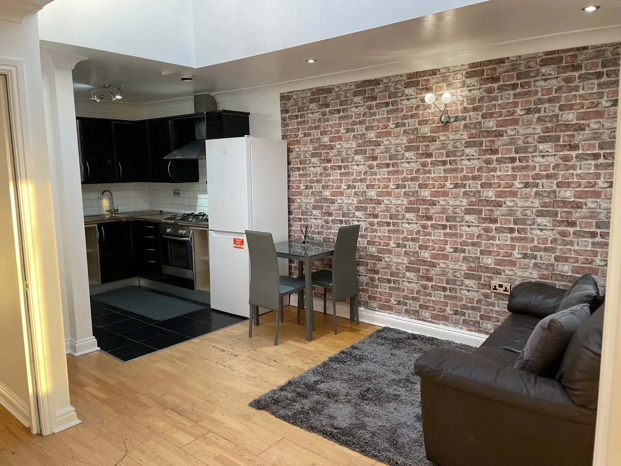 Flat Adelaide Street in Luton