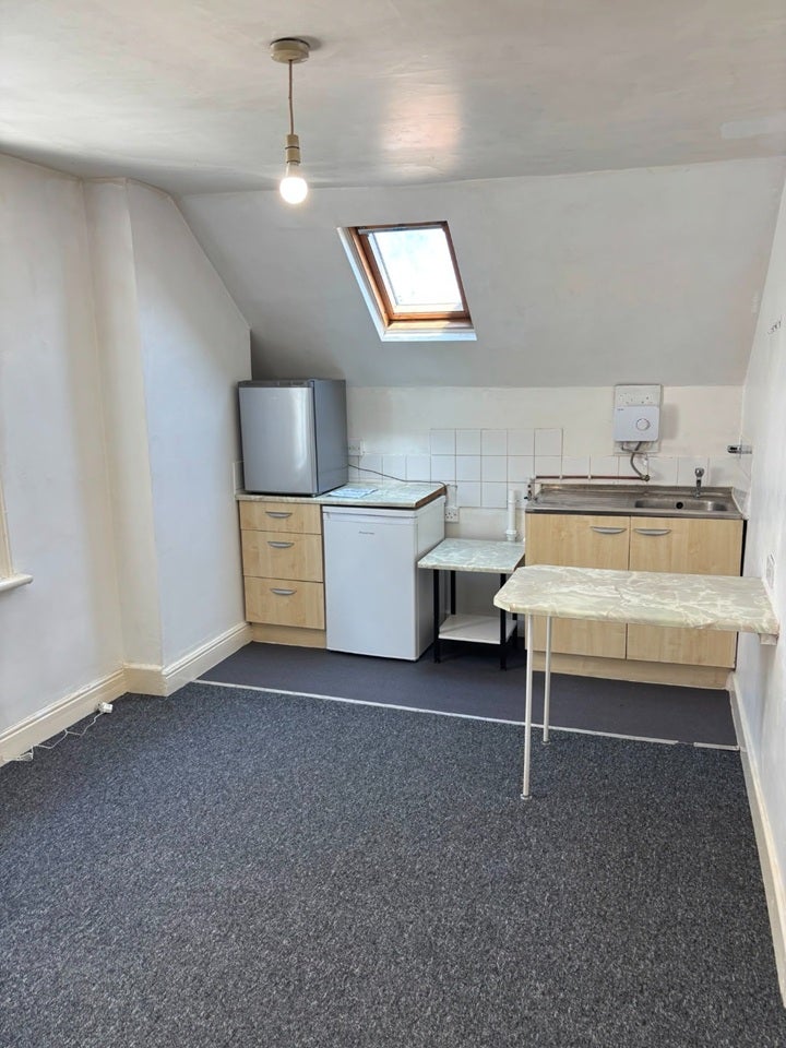 Flat Paget Road in Wolverhampton