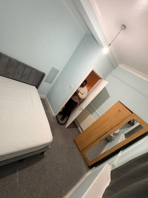 Room Station House Mews in Greater London