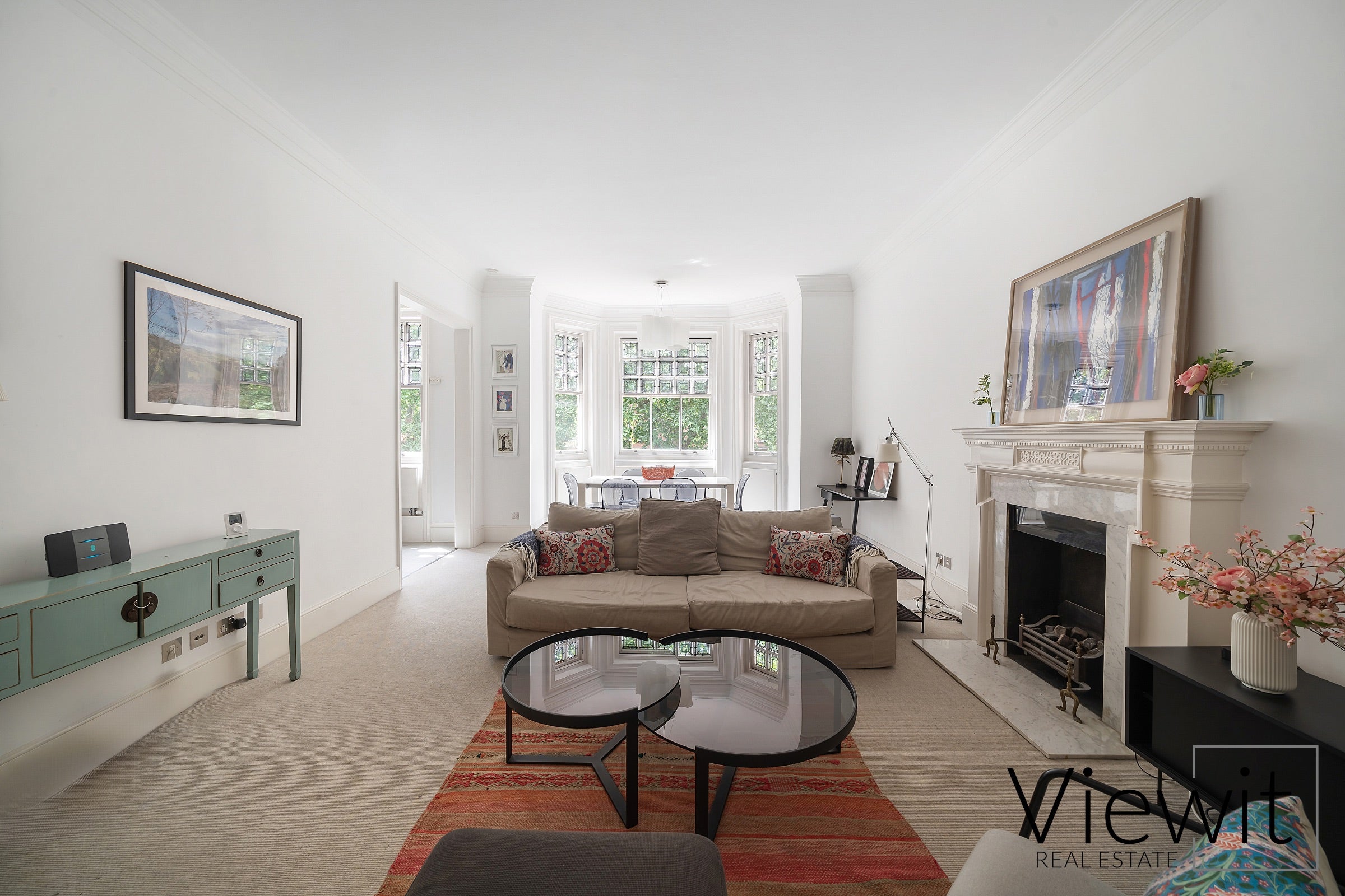 Flat Sloane Gardens in Greater London