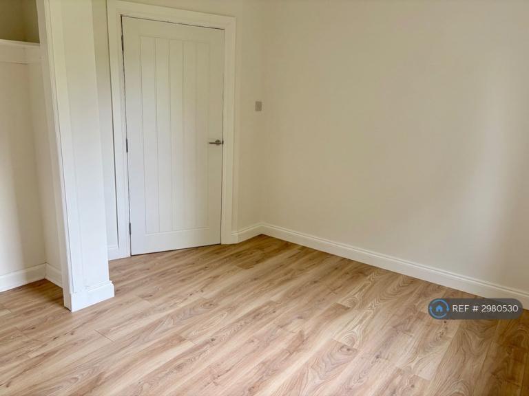 Flat Broomhead Drive in Dunfermline