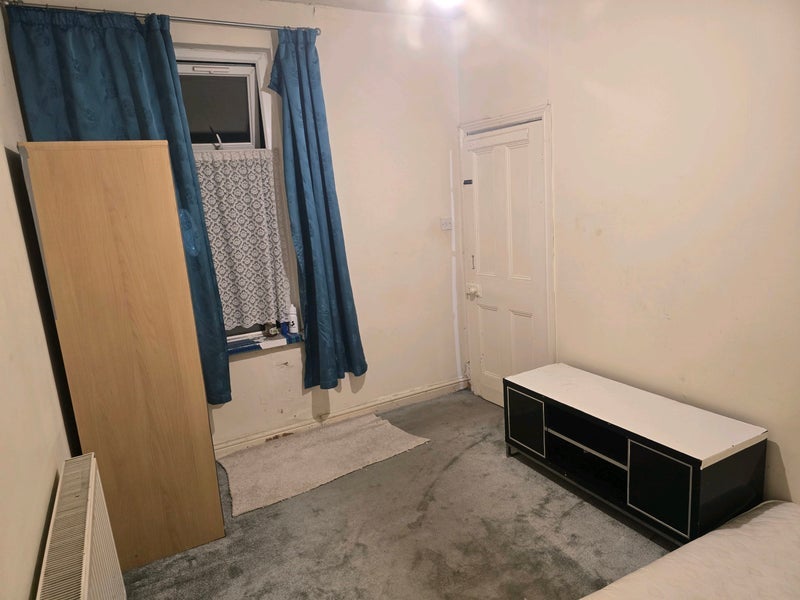 Room Daimler Street in Manchester