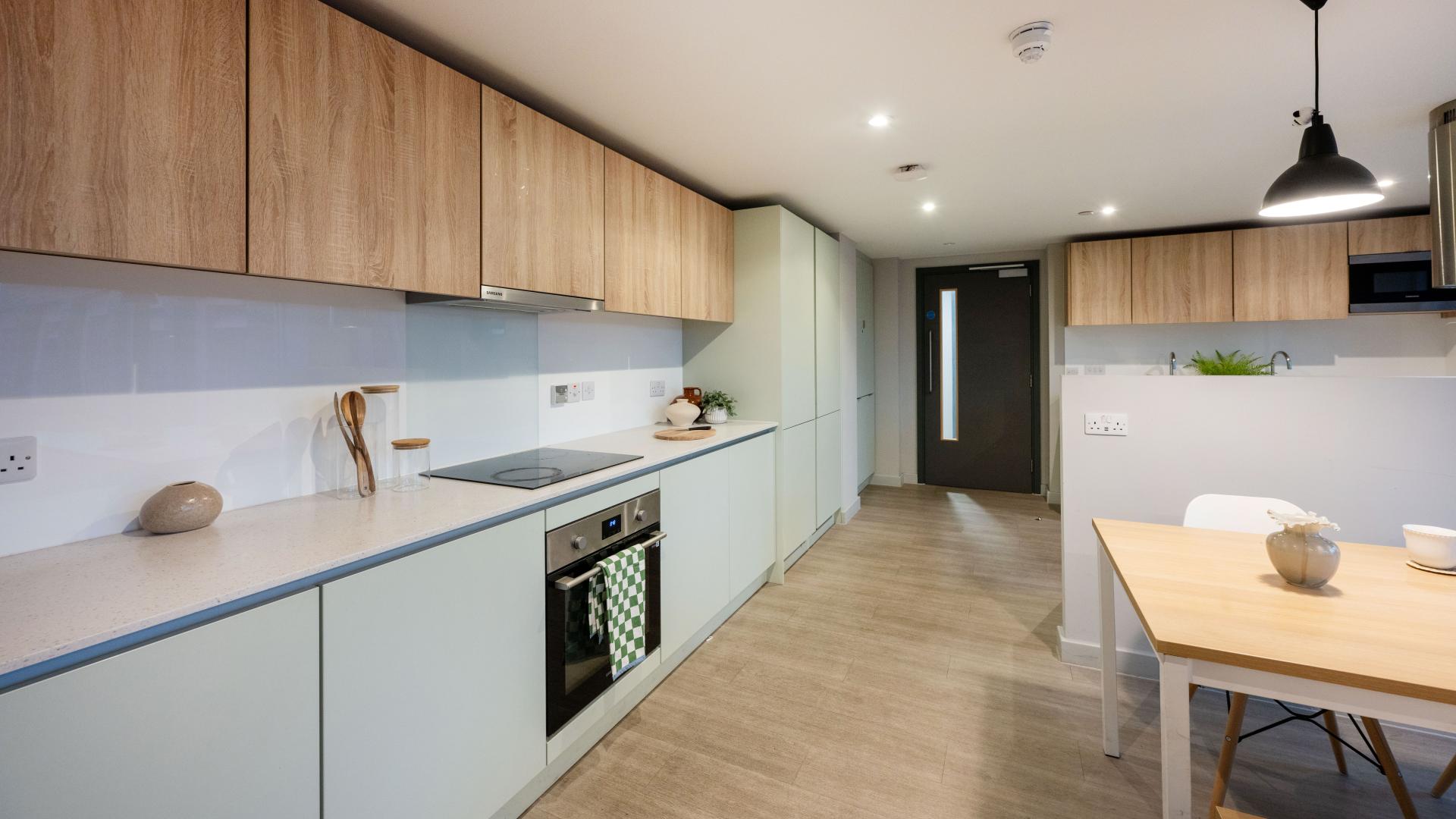 Flat Stour Road in Greater London