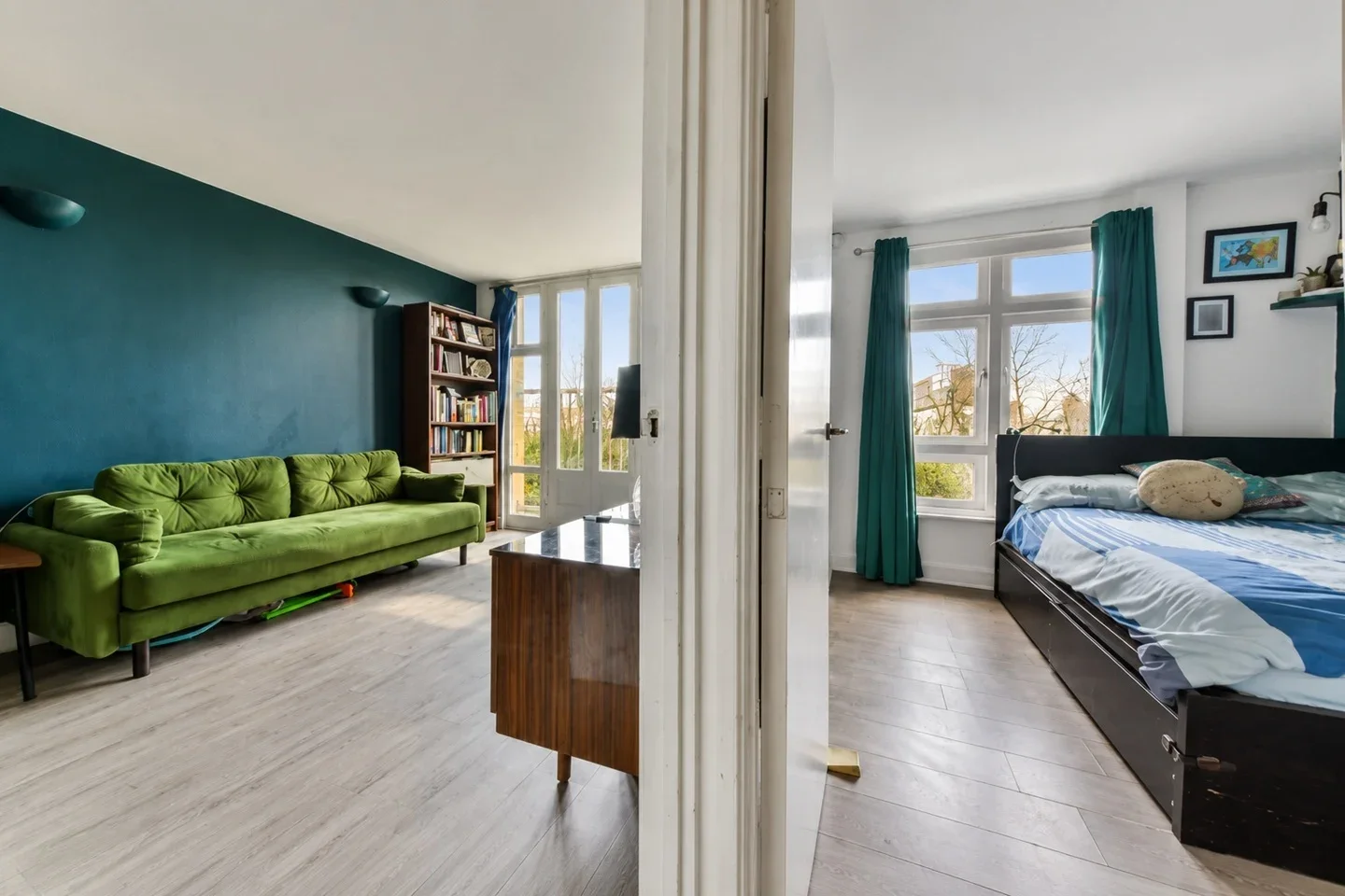 Flat Fairfield Road in Greater London