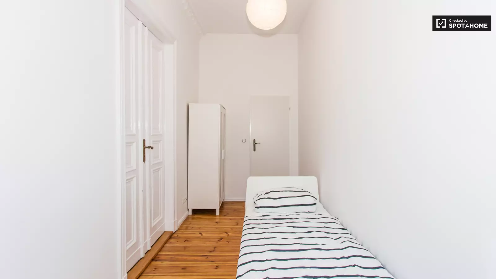 Wohnung Buschkrugallee in Berlin