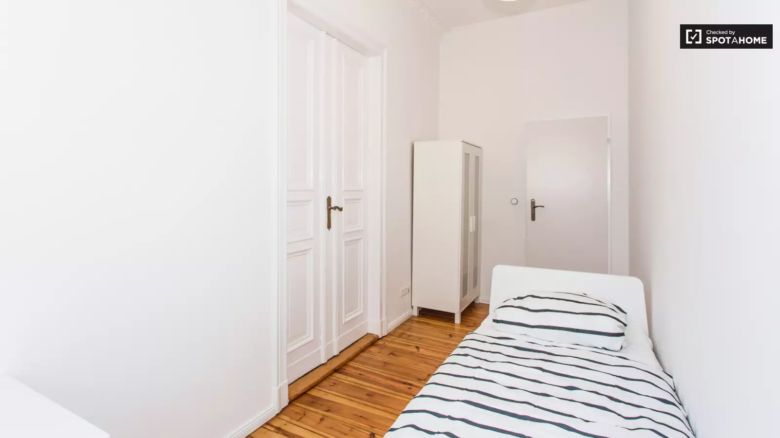 Wohnung Buschkrugallee in Berlin
