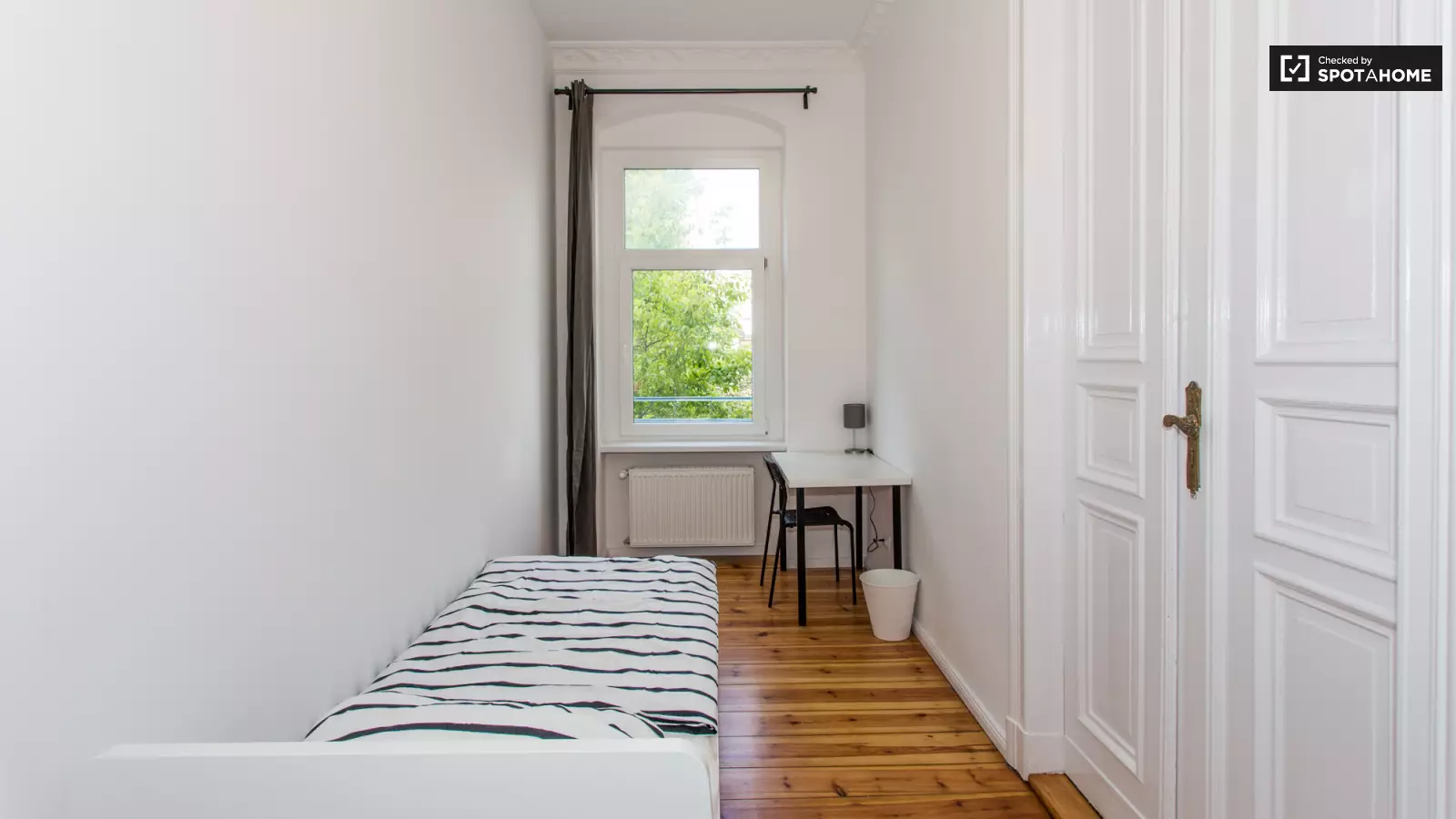Wohnung Buschkrugallee in Berlin