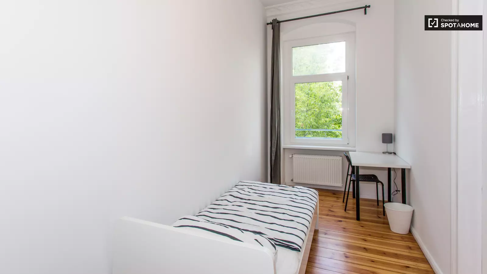 Wohnung Buschkrugallee in Berlin