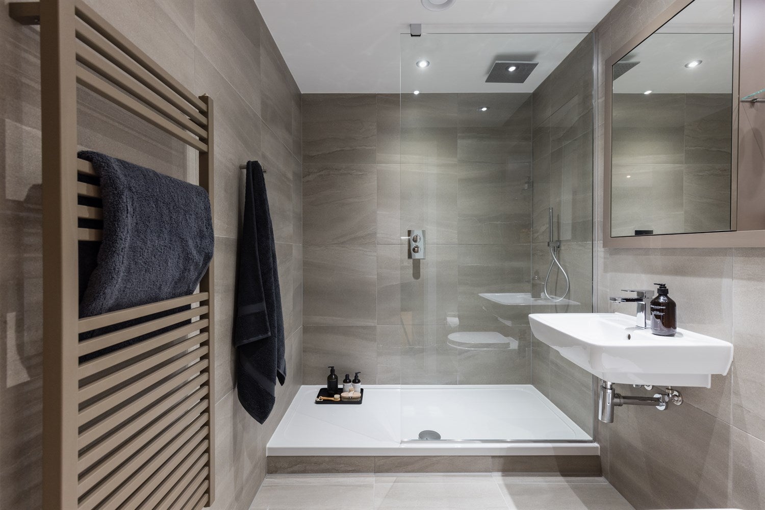 Flat McEwan Square in City of Edinburgh