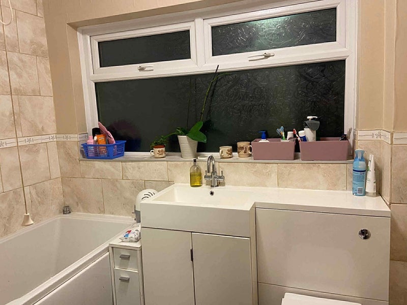 Room Epney Close in Bristol