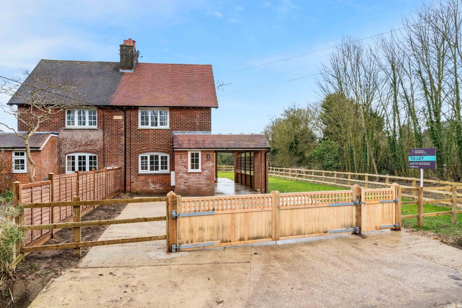House Thorley Lane East in East Hertfordshire