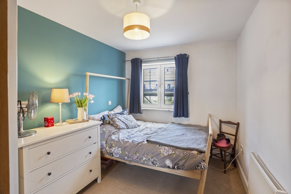 Flat Charrington Place in St Albans