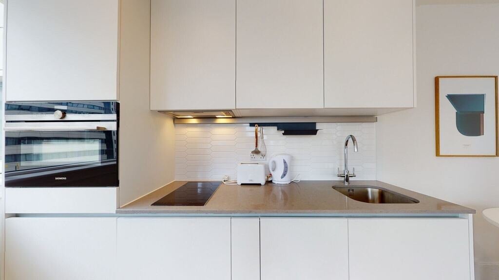 Flat Humphry Repton Lane in Greater London