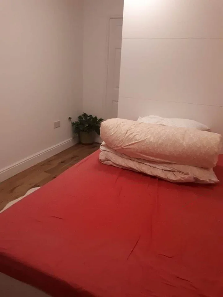 Room Elgin Road in Cheshunt