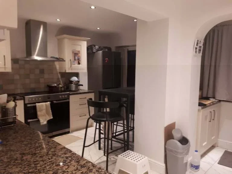 Room Elgin Road in Cheshunt