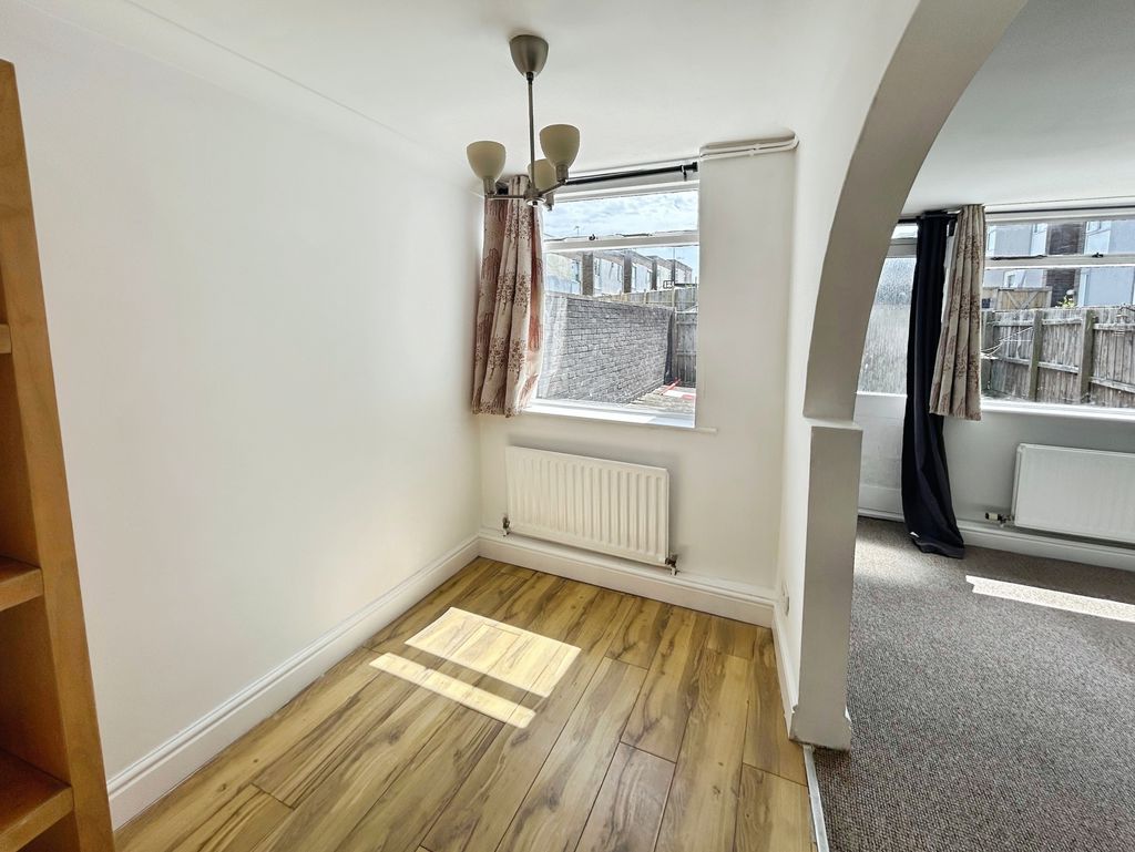 House Thirston Way in Newcastle upon Tyne