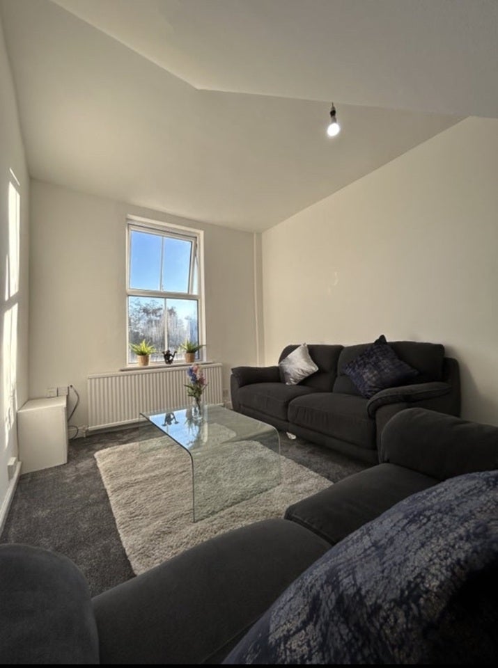 Room Northenden Road in Trafford