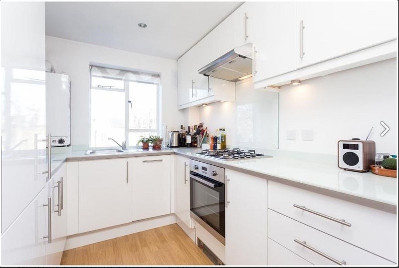 Flat Dovey Lodge in Greater London