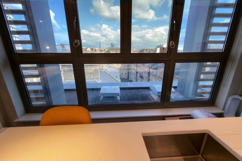 Room Drury Lane in City of Westminster