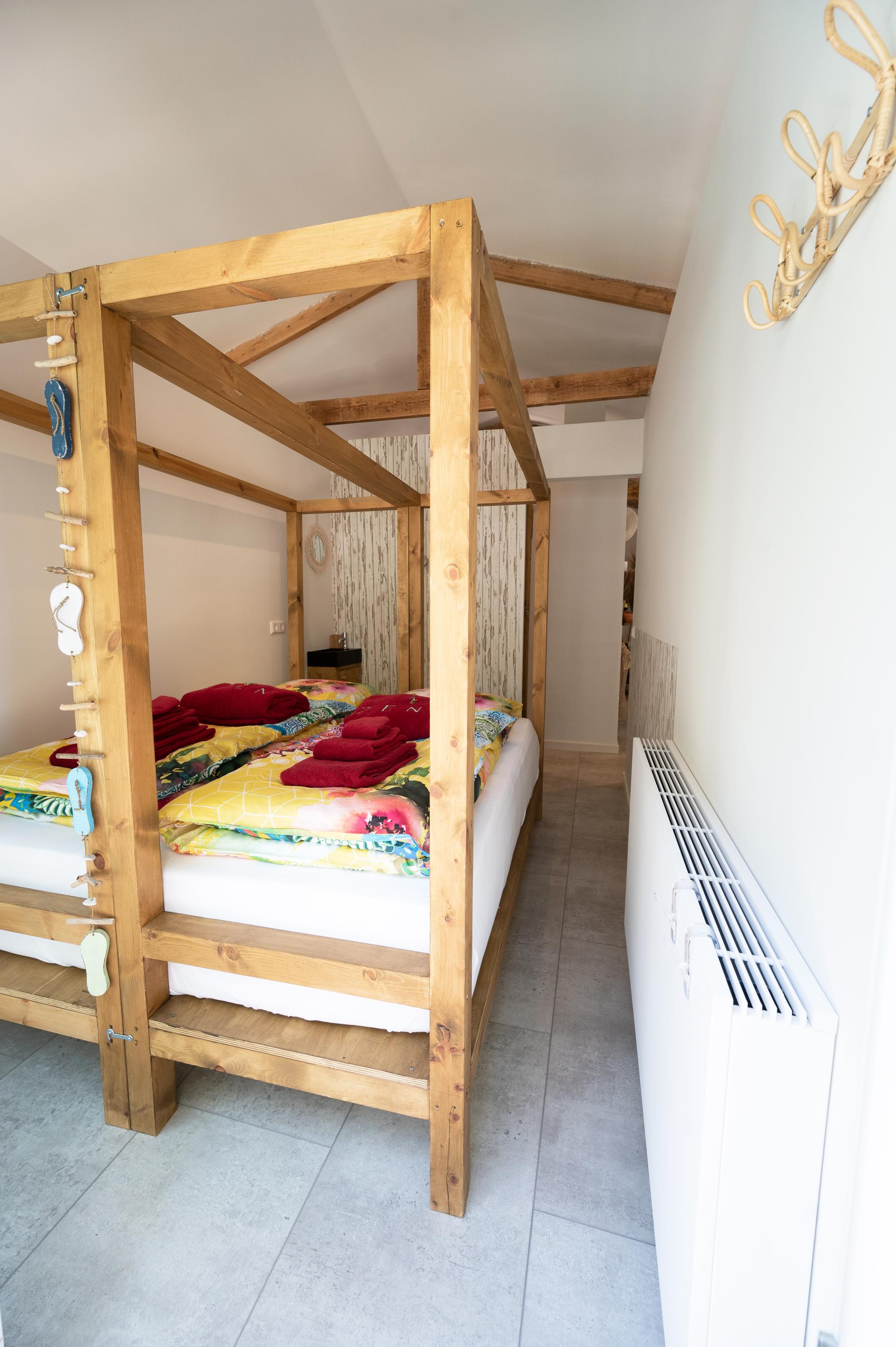 Vrijstaande woning te koop: Elfde Wijk 40A, Rheezerveen