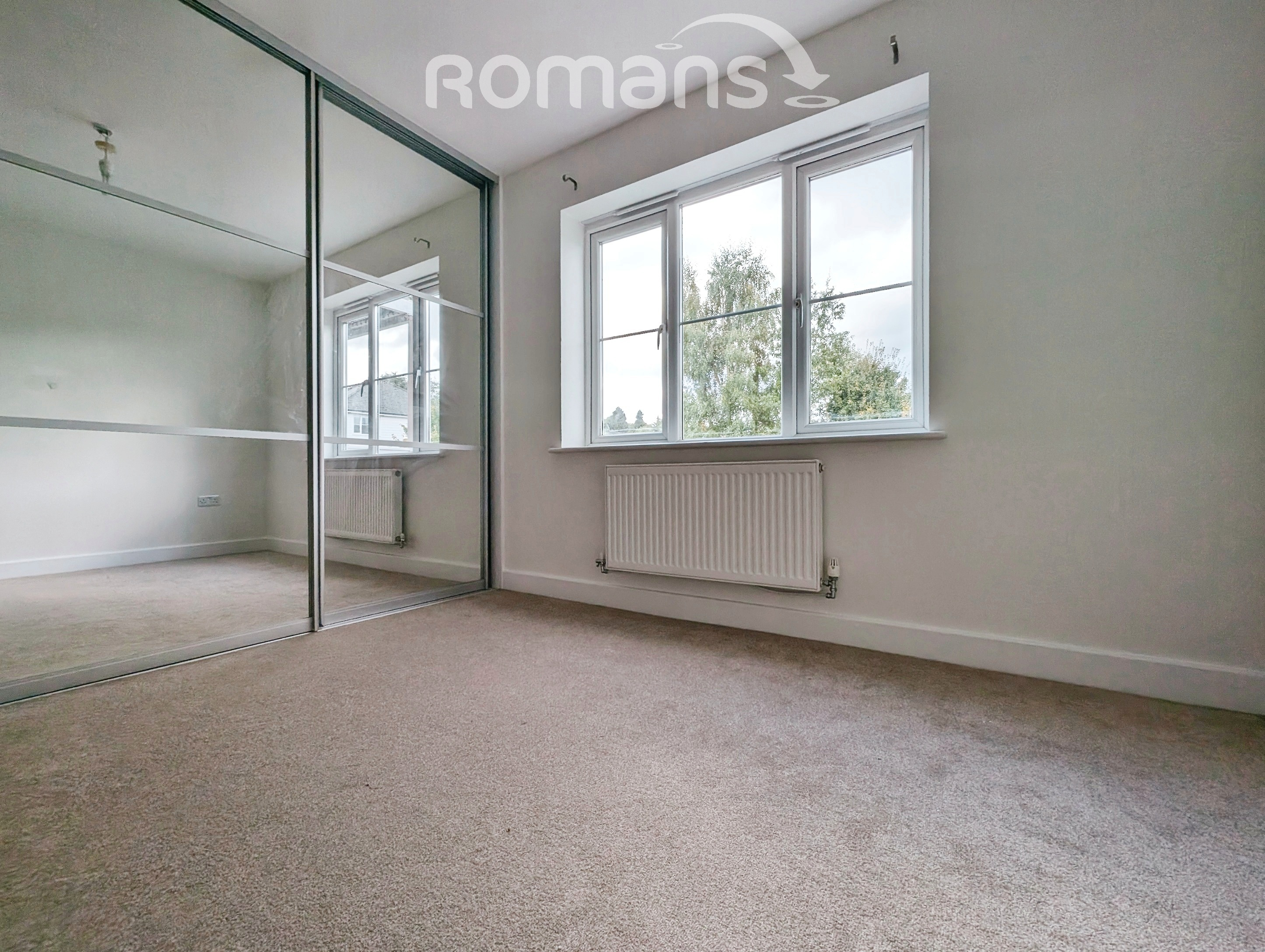 Flat Chequers Avenue in High Wycombe Community Board