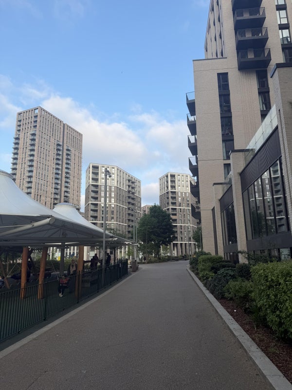 Flat Engineers Way in Greater London