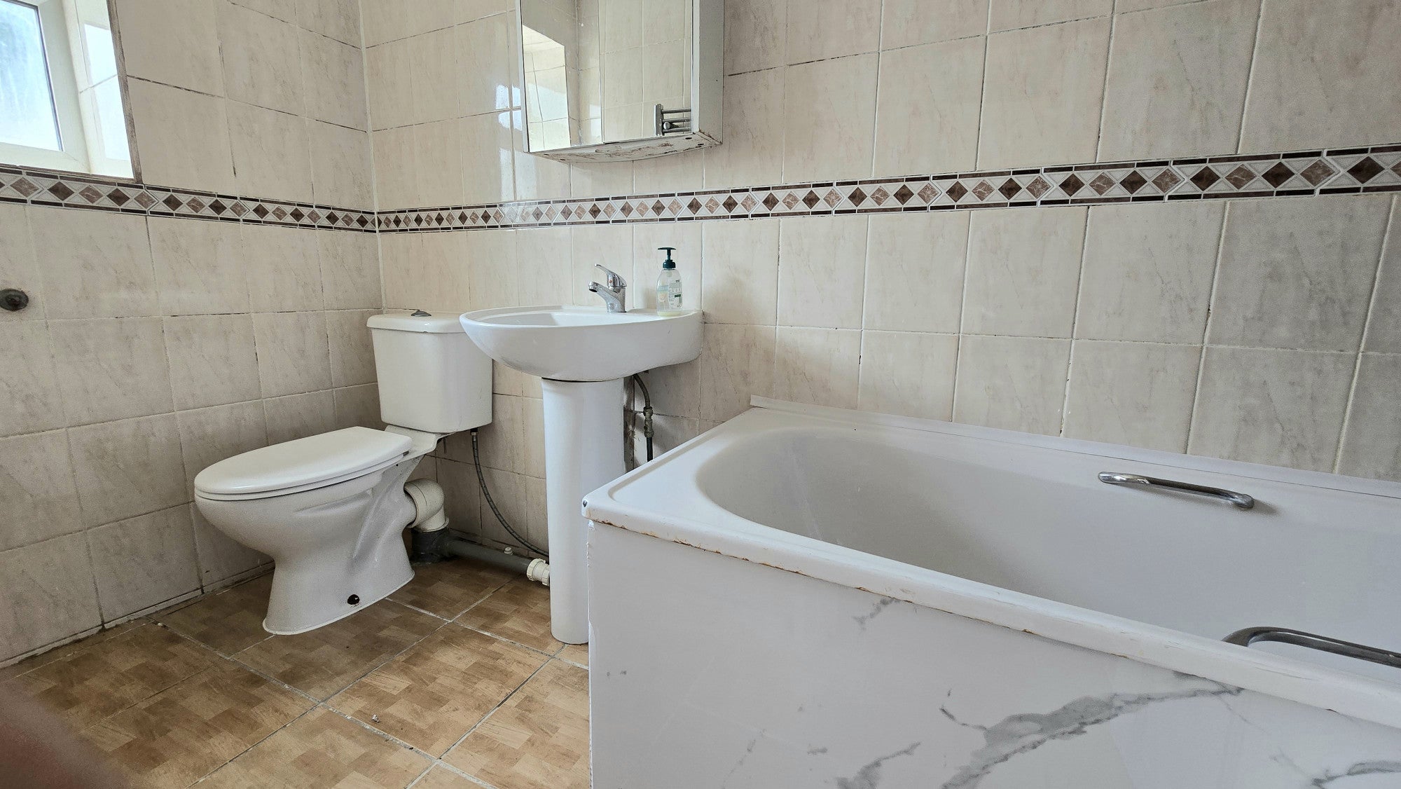 Flat Jephson Road in Greater London