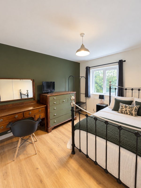 Room Wharfedale in Nottingham