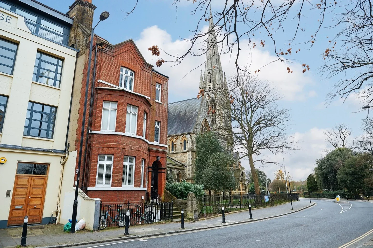 Flat Stoke Newington Church Street in Greater London