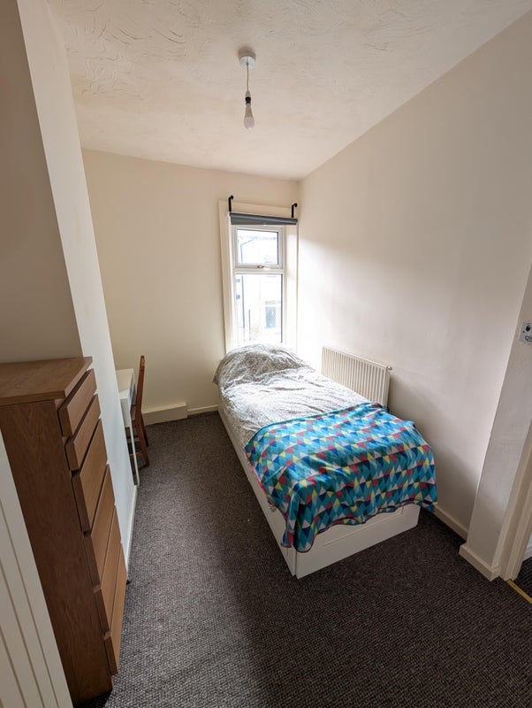 Room Frances Street in Leeds