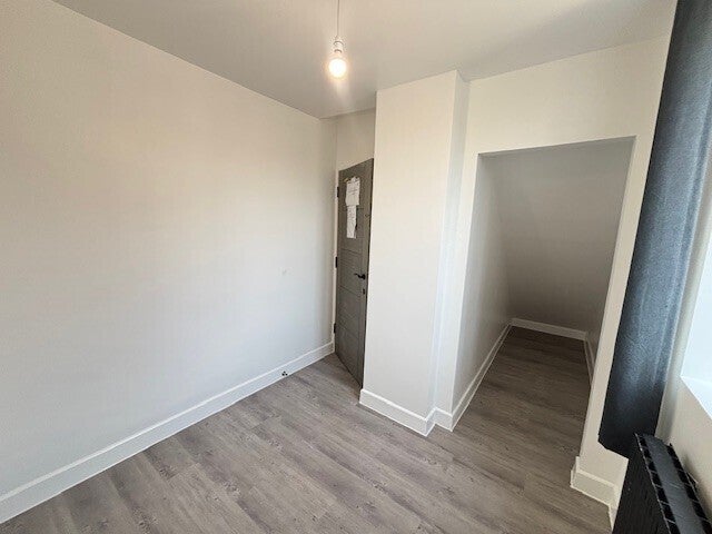 Flat Aldenham Road in Bushey