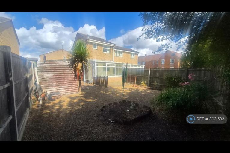 House Azalea Court in Huntingdonshire