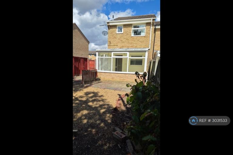 House Azalea Court in Huntingdonshire