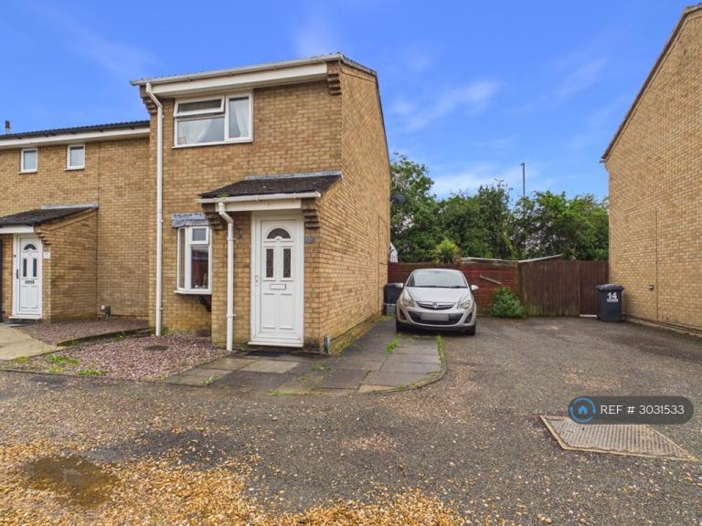 House Azalea Court in Huntingdonshire