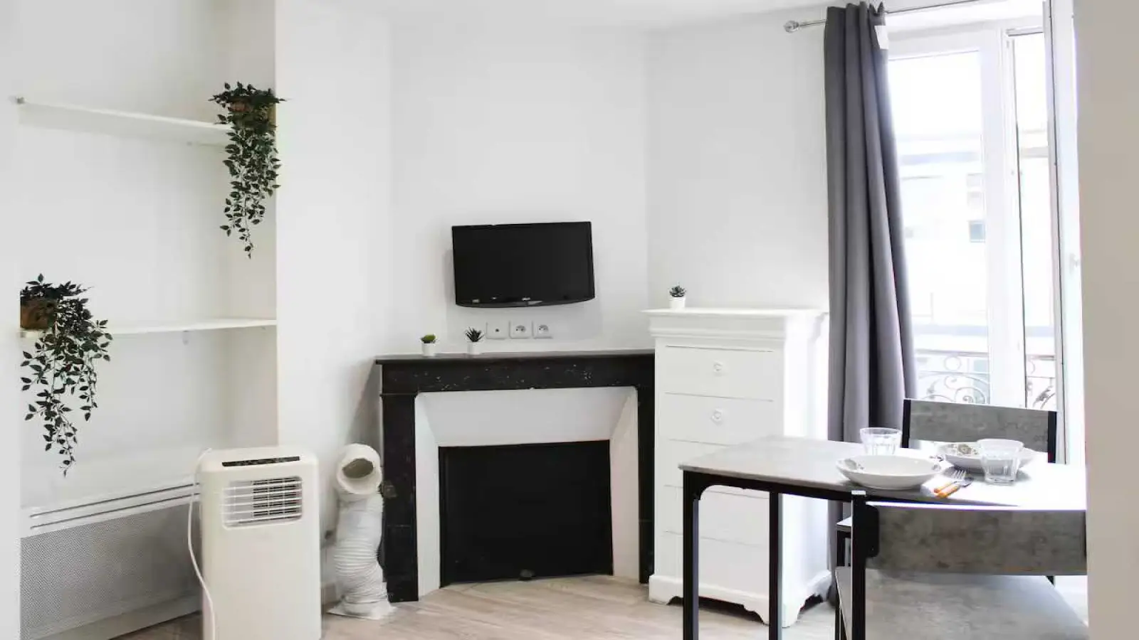 Flat Rue Simone Veil in Clichy