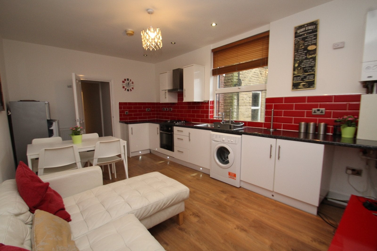 Flat St Johns Court in Leeds