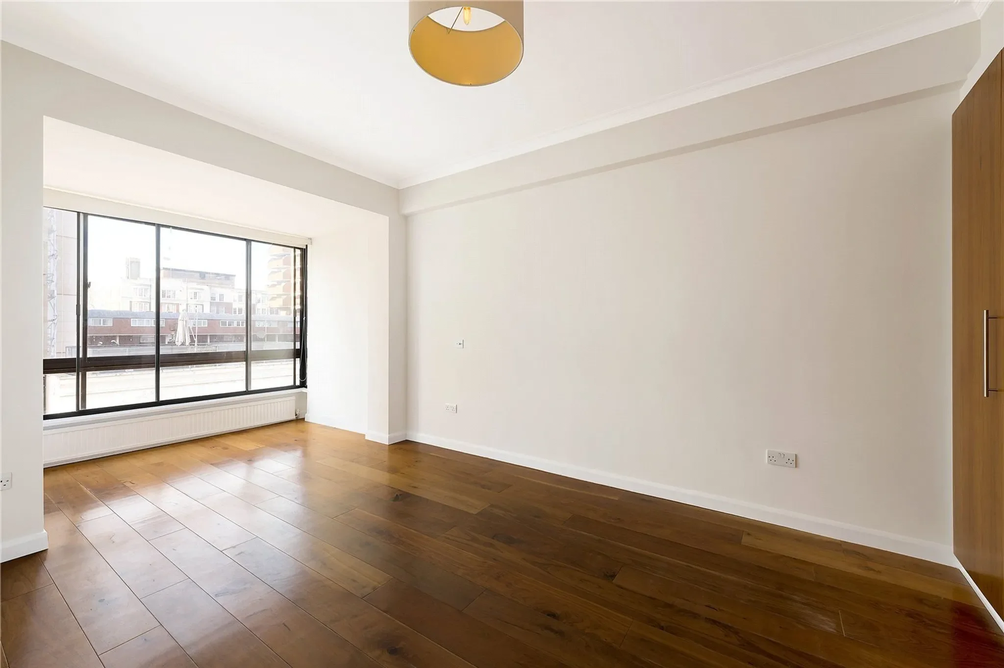 Flat Queensborough Terrace in City of Westminster