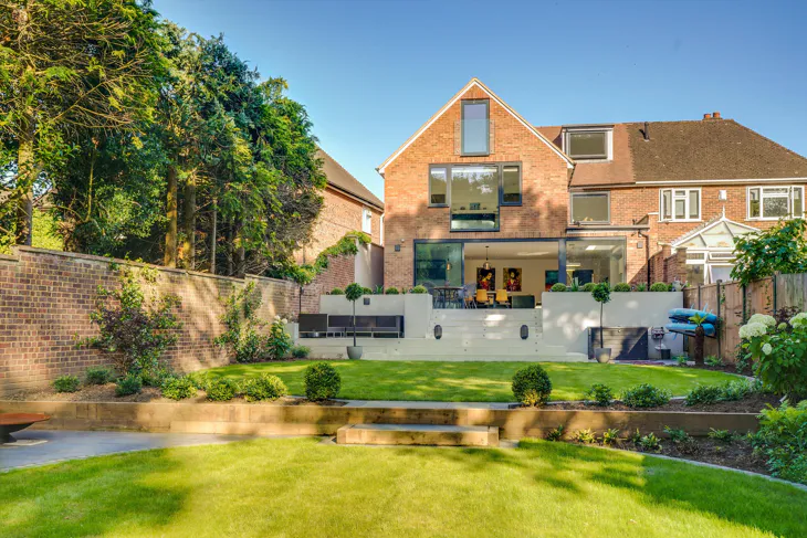 House Fortescue Road in Elmbridge