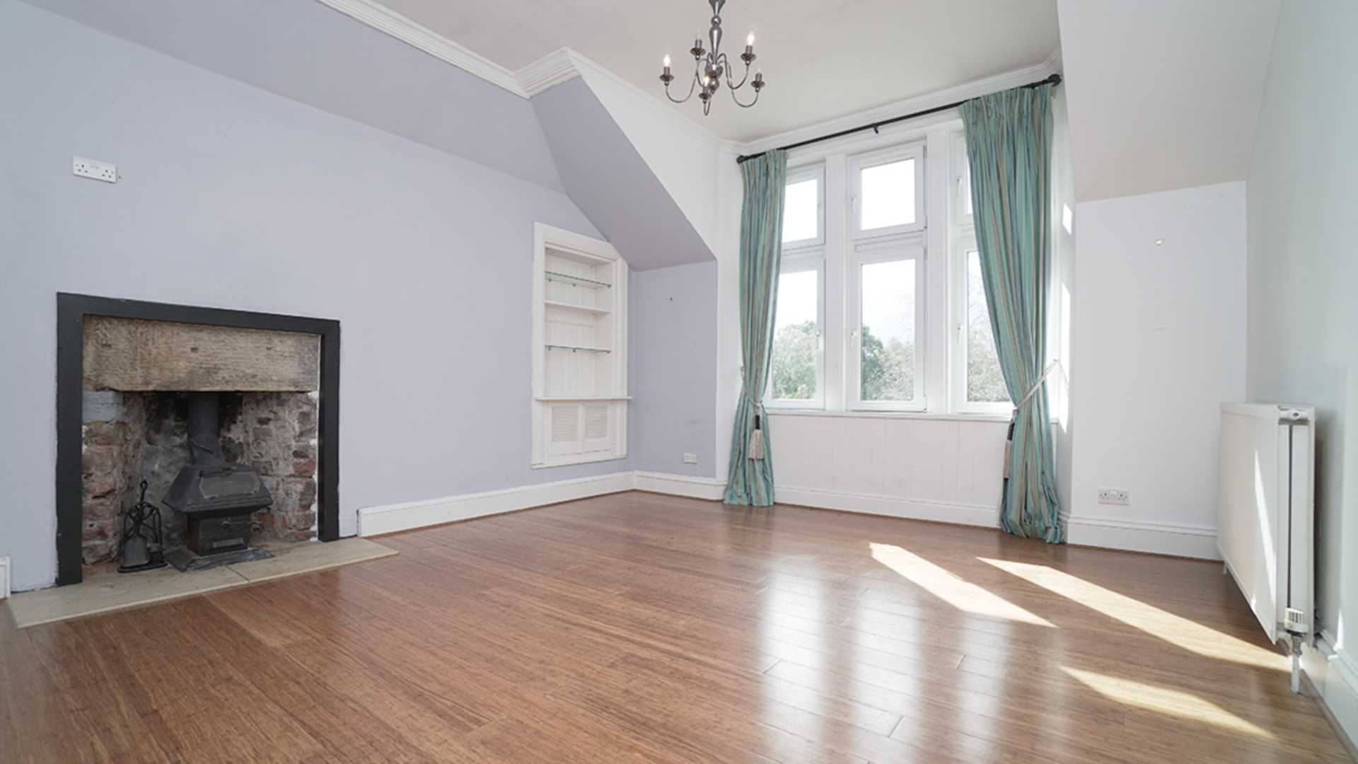 House Gryffe Road in Kilmacolm