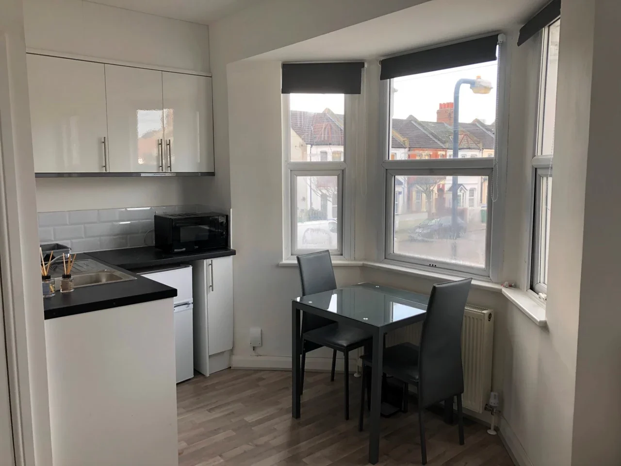 Room Gallosson Road in Greater London