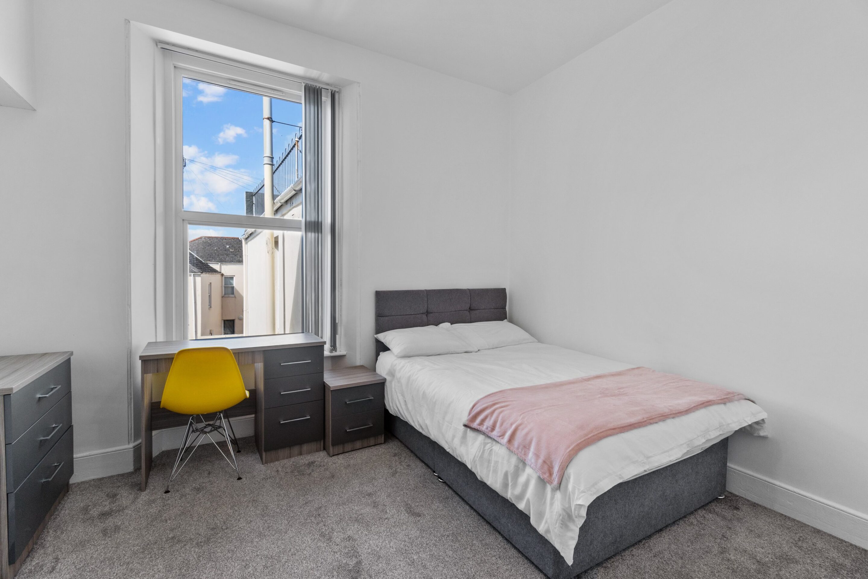 Room Mildmay Street in Plymouth